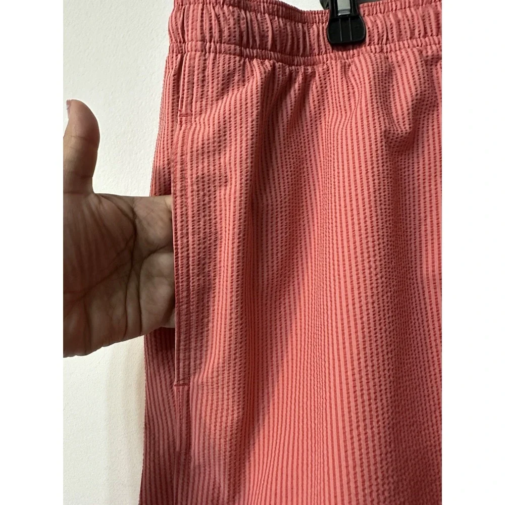 Old Navy Mens Pink Seersucker Striped Swim Trunks Elastic Waist Shorts Size M